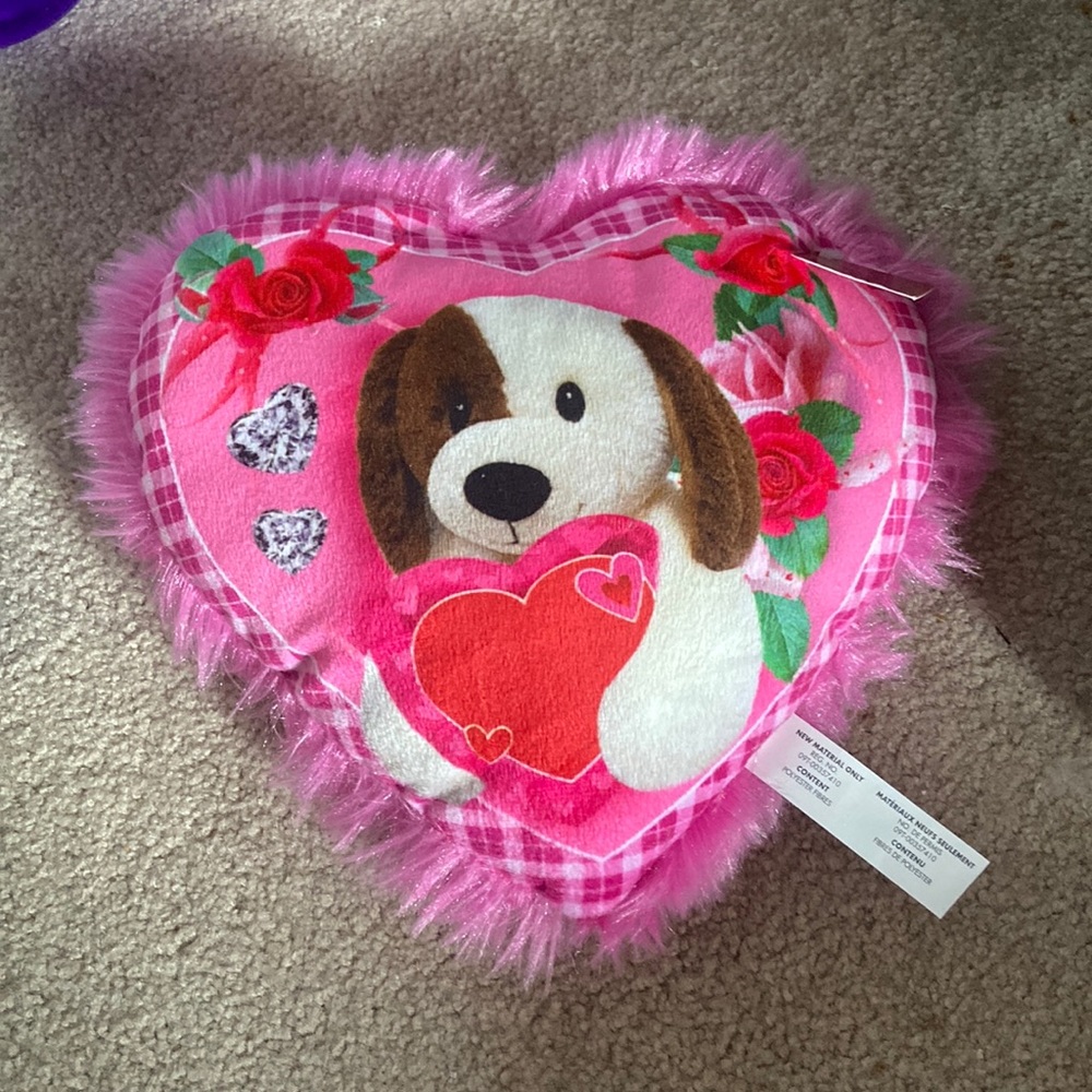 NWT Valentine’s Day Dog Pillow
